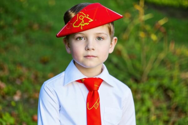 Стансы («Китаец так походит на китайца…»)