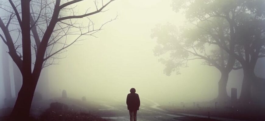 Тайна («Быть может, притаилась тайна…»)