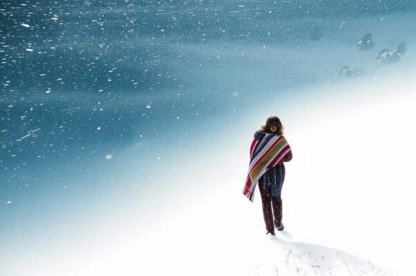 «Плечо всегда немного одиноко...»