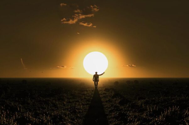 «Он уходил, а там глубоко...»