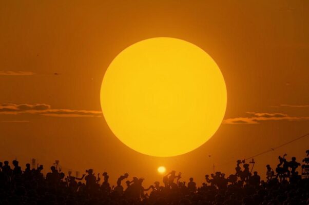 «На небесах своих одно лишь солнце ищешь...»