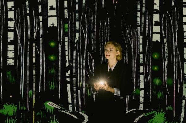 Учитель в лесу