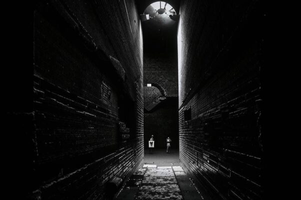 «Ты осужден. Молчи. Неумолимый рок...»