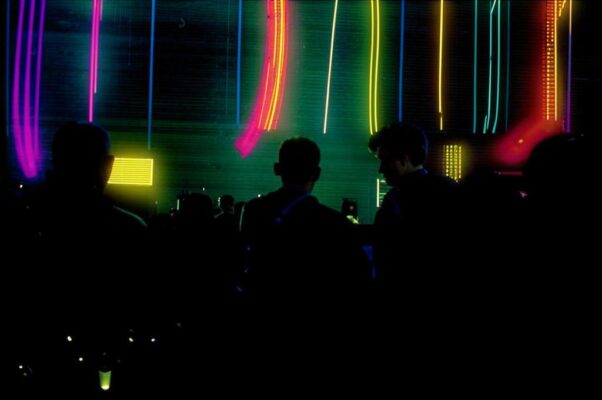 «А что действительность? Какой-то поединок?..»