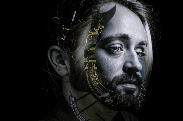 «Коль совершенство — здесь, несовершенство вон!..»