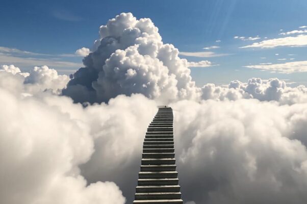 «В небе облачная лестница...»