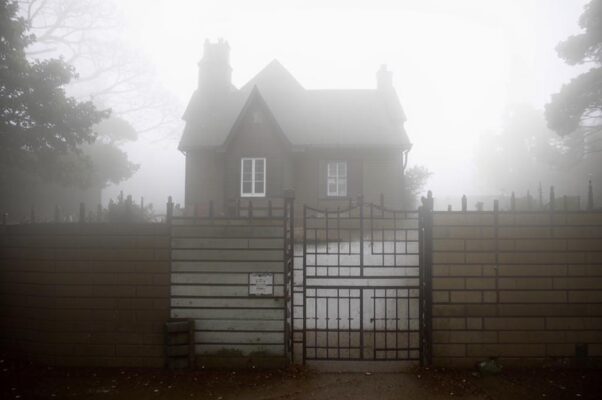 «Итак — бумаге терпеть невмочь...»