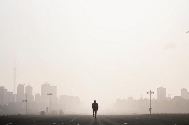 «Наш город мягко смыт туманом...»
