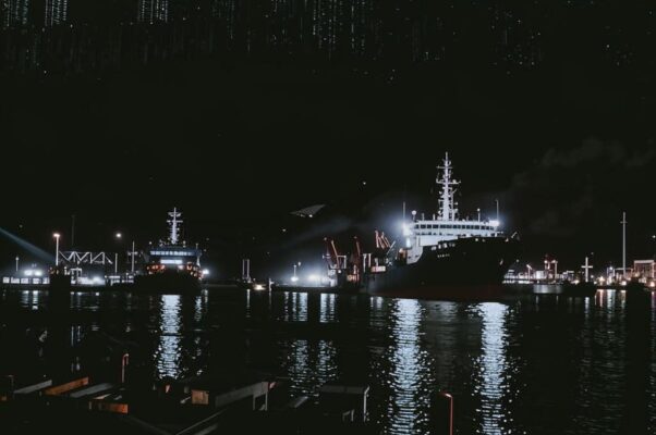 Рабочие на рейде