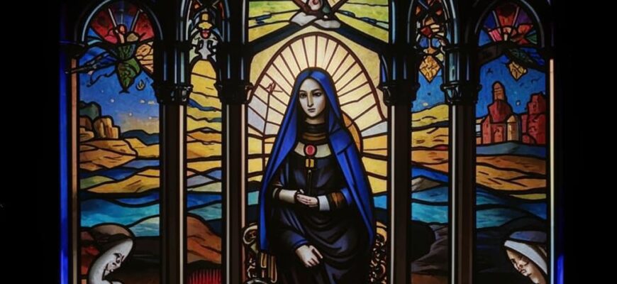 «Где окна стрельчаты, грозны колонны...»