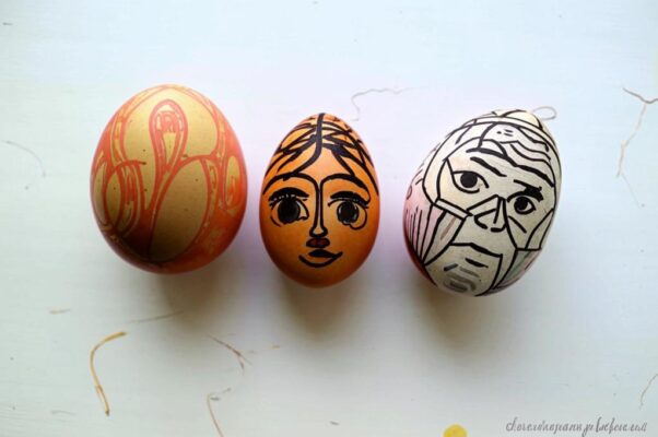 «На деревянное яйцо...»