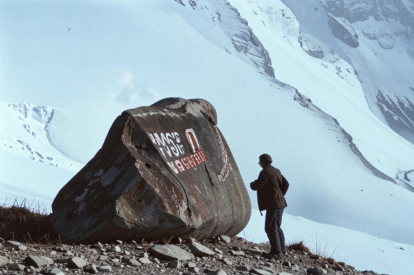 «Валун-филон...»