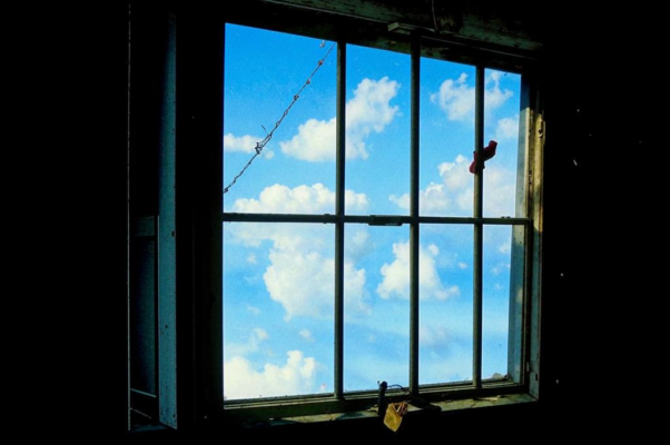 «Посмотри в прохладное окно...»