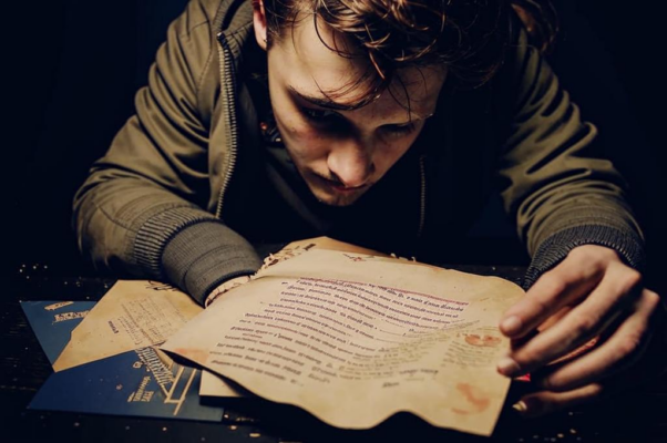 «Бесстрашно надорвав простое письмецо...»