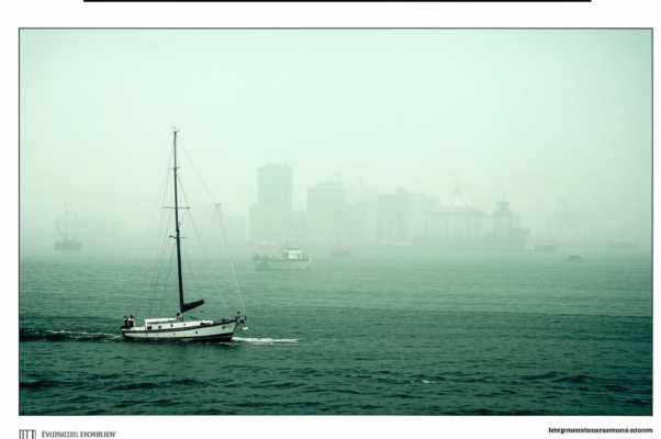 «В запотевшей плетенке вина кислотца...»