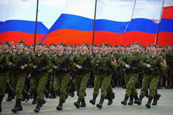 Пролог («В чистом поле девица спал…»)