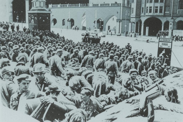 Духов день («25 мая 1942 г…»)