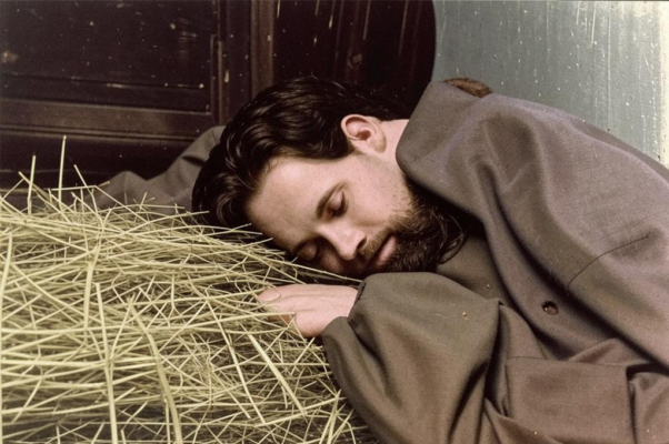 Поэт («Поэт, он на соломе спит…»)