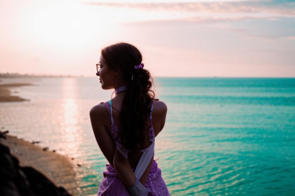 Баллада («Над морем красавица-дева сидит…»)