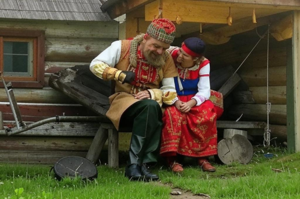 «Герой-пилот, советник ли надворный...»