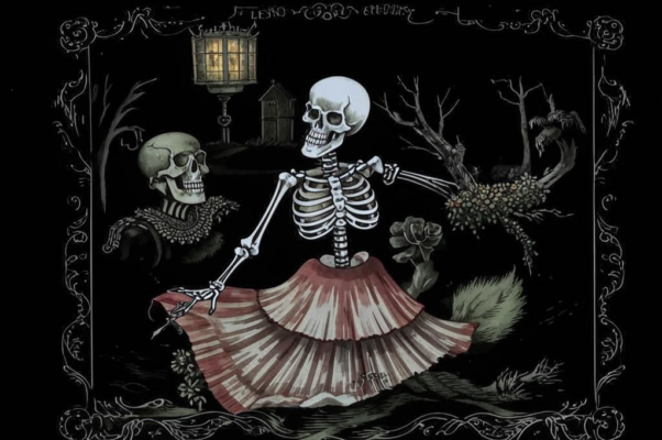 Девушка в бальном платье