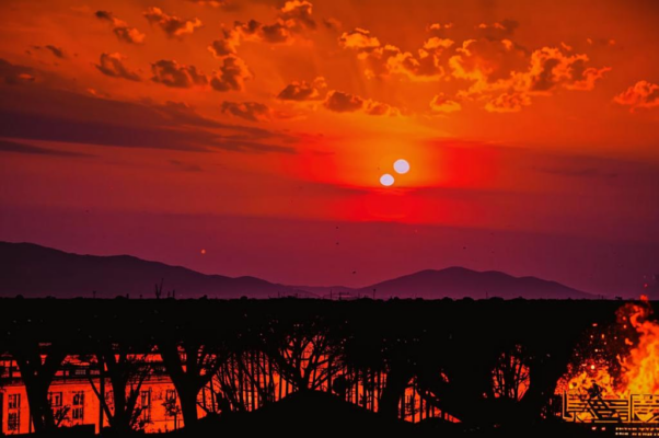 «Как пламя дальнего кадила...»