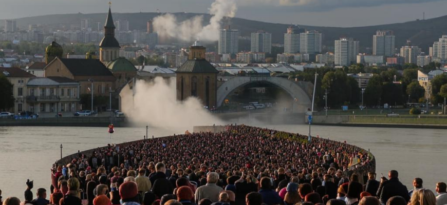 «Мне Тифлис горбатый снится...»