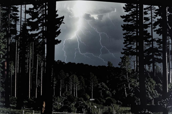Погасшая молния