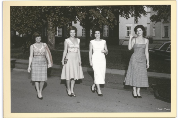 Красавицы деревни Мохлин