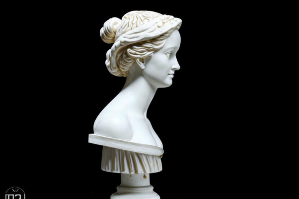 «Мраморная головка...»