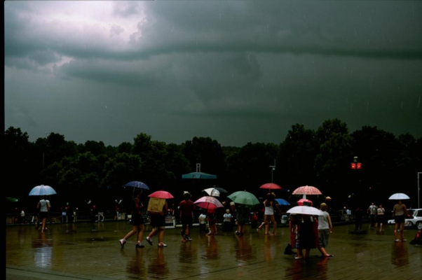 «Прошла гроза, но маленькая слишком...»