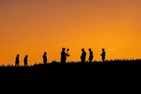 «И снова рядом, как когда-то...»