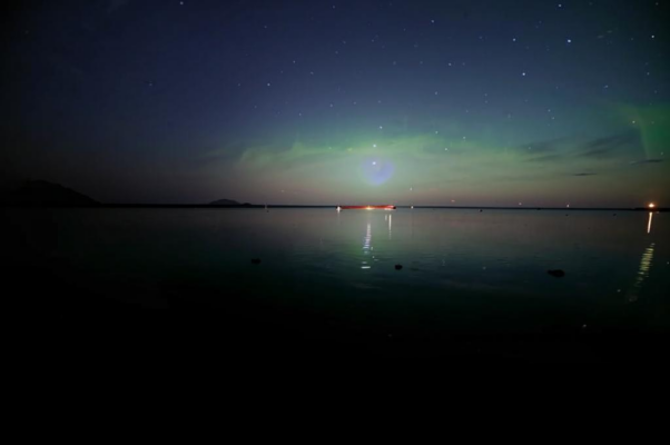 «Море — как зеркало!.. Даль необъятная...»