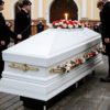 «Стройный хор то смолкал, то гремел, как орган...»
