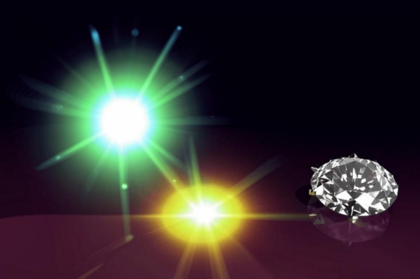 Светящийся червячок и алмаз