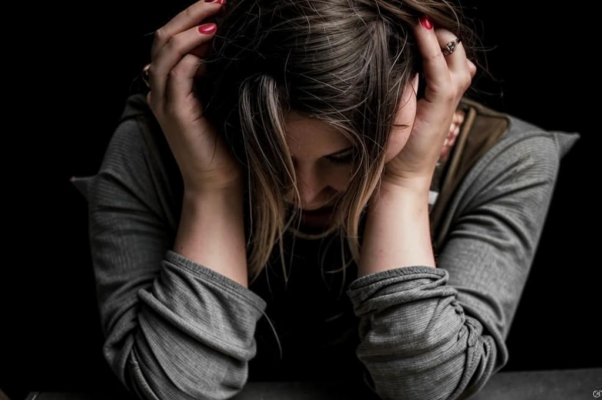 «Мне хочется с тобою увядать...»