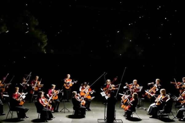 Дирижер («У Гофмана такие маги…»)