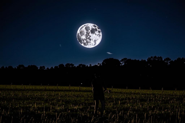 Молитва («Ночь устала.  И месяц заходит…»)