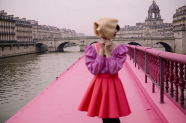 Посвящение («Как девушка на розовом мосту…»)