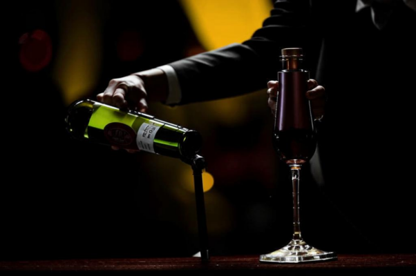 Невыпитое вино, или зачем так долго?