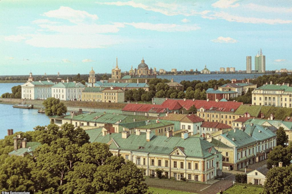 «Есть в России город Луга...»