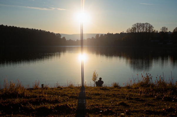 «По краю озера...»