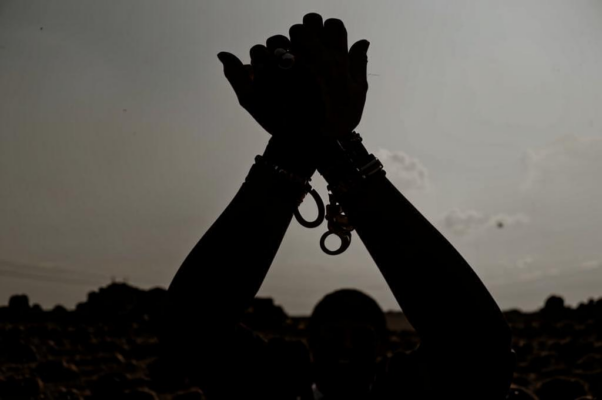 «Я жил. спеши и ты...»