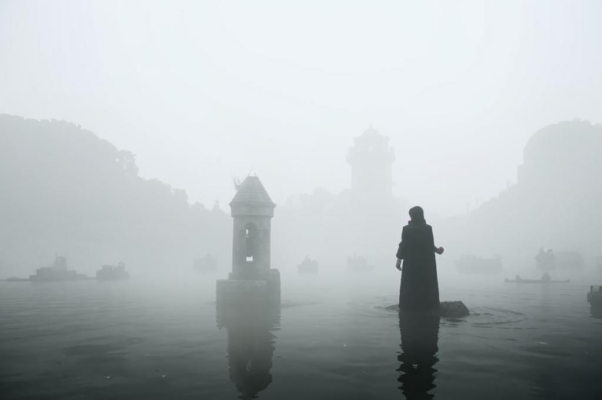 «Стою один на башне у окна...»