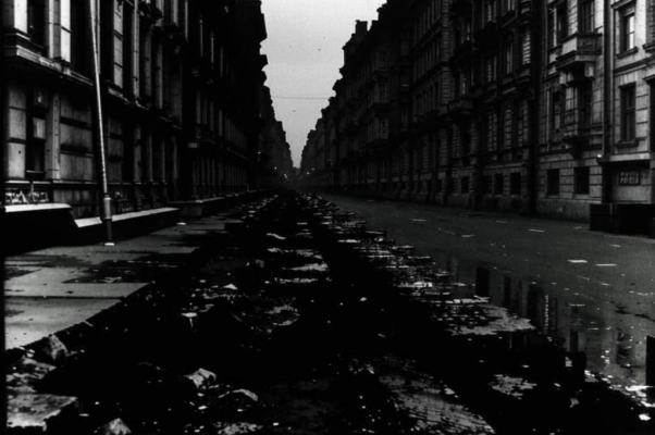 Молчанье шума