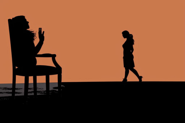 «Трижды женщина его бросала...»