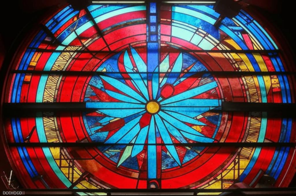 Цветные стекла