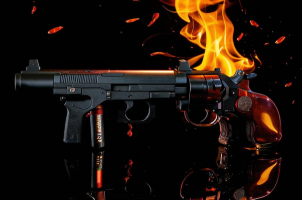 «В мире пахнет паленым...»