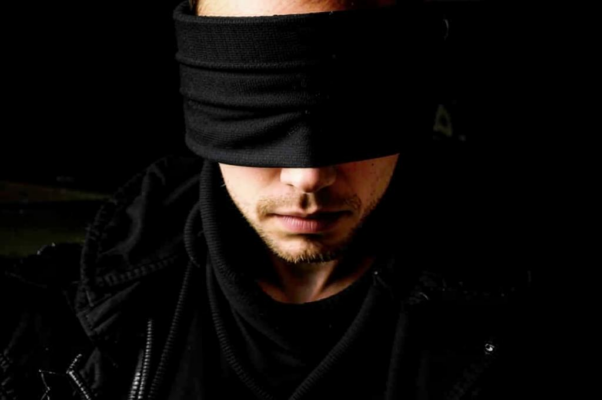 Трус («Я не посмел на смерть взглянут…»)