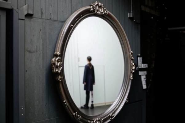 «Увидев в зеркале зеркало...»